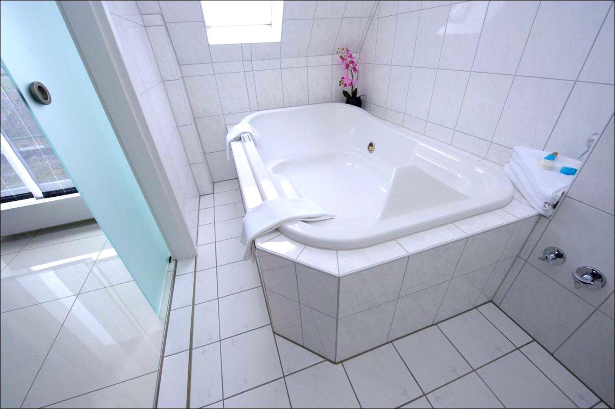 Weber Hotel Mannheim Ngoại thất bức ảnh