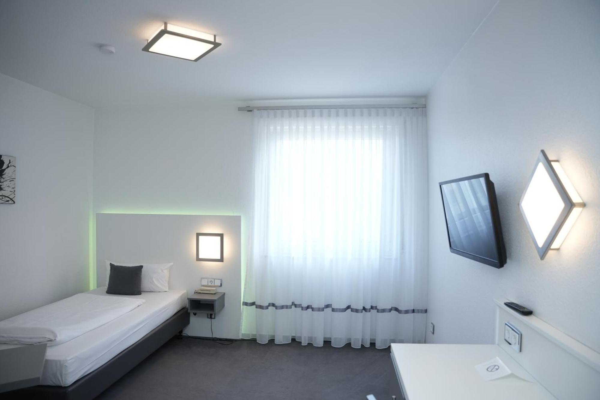 Weber Hotel Mannheim Ngoại thất bức ảnh