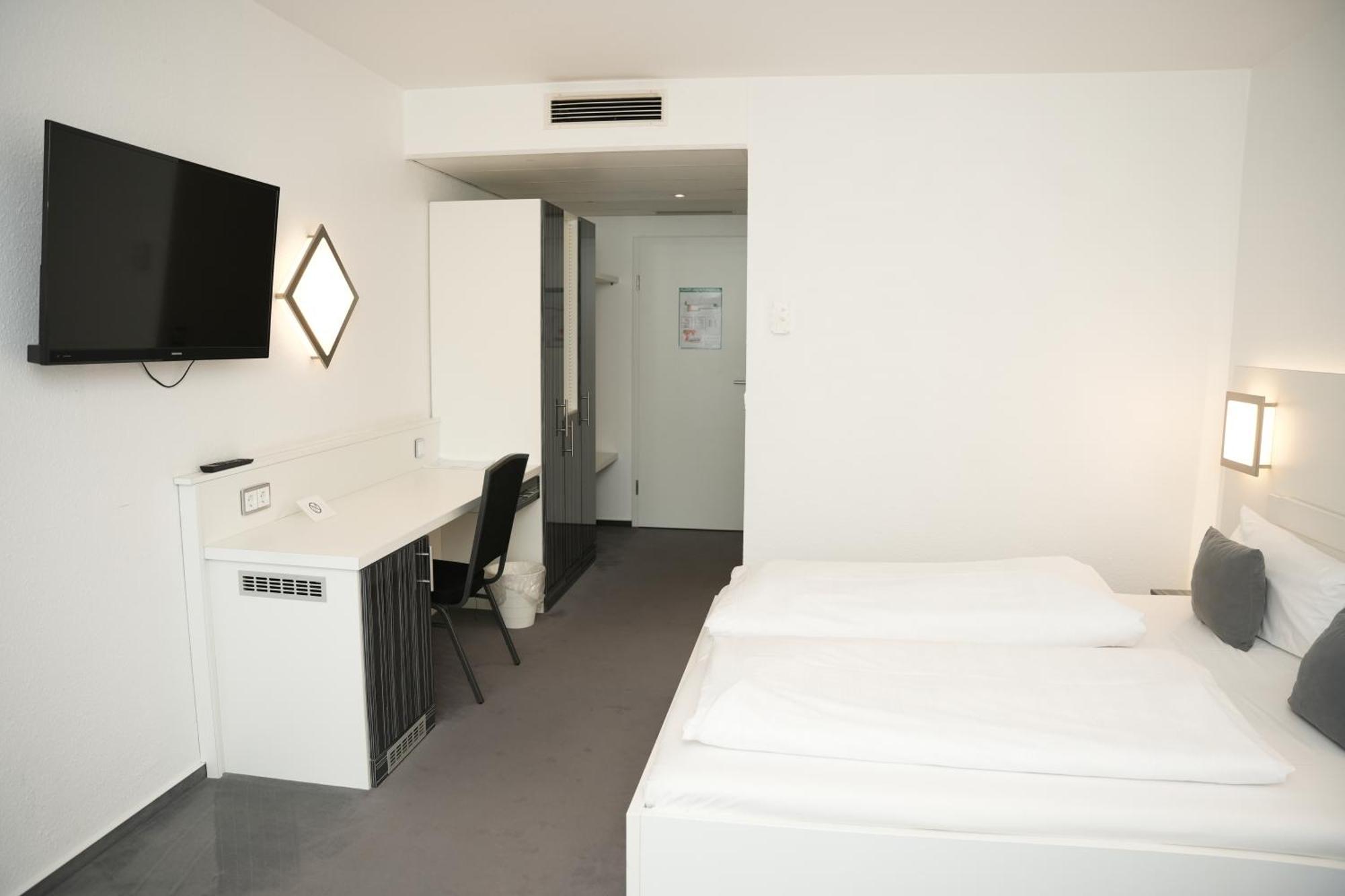 Weber Hotel Mannheim Ngoại thất bức ảnh