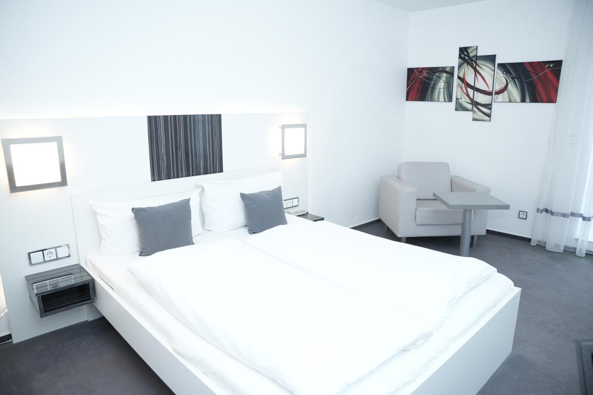 Weber Hotel Mannheim Ngoại thất bức ảnh