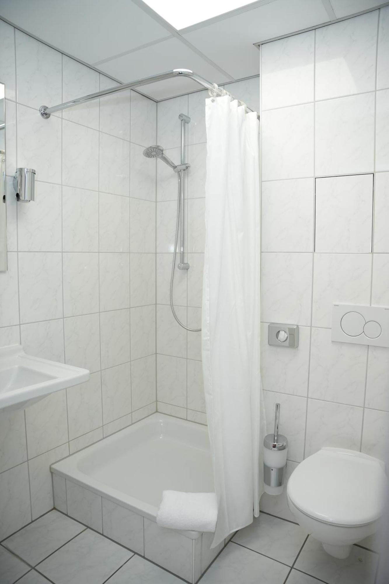 Weber Hotel Mannheim Ngoại thất bức ảnh