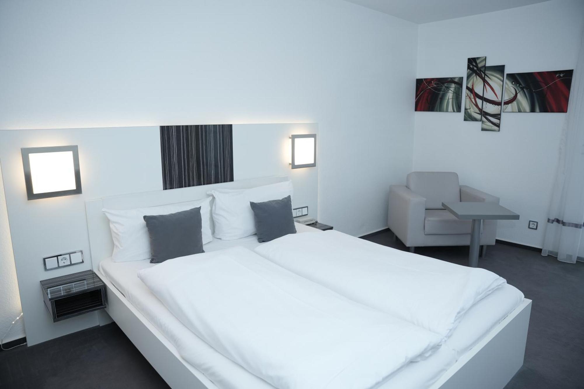 Weber Hotel Mannheim Ngoại thất bức ảnh