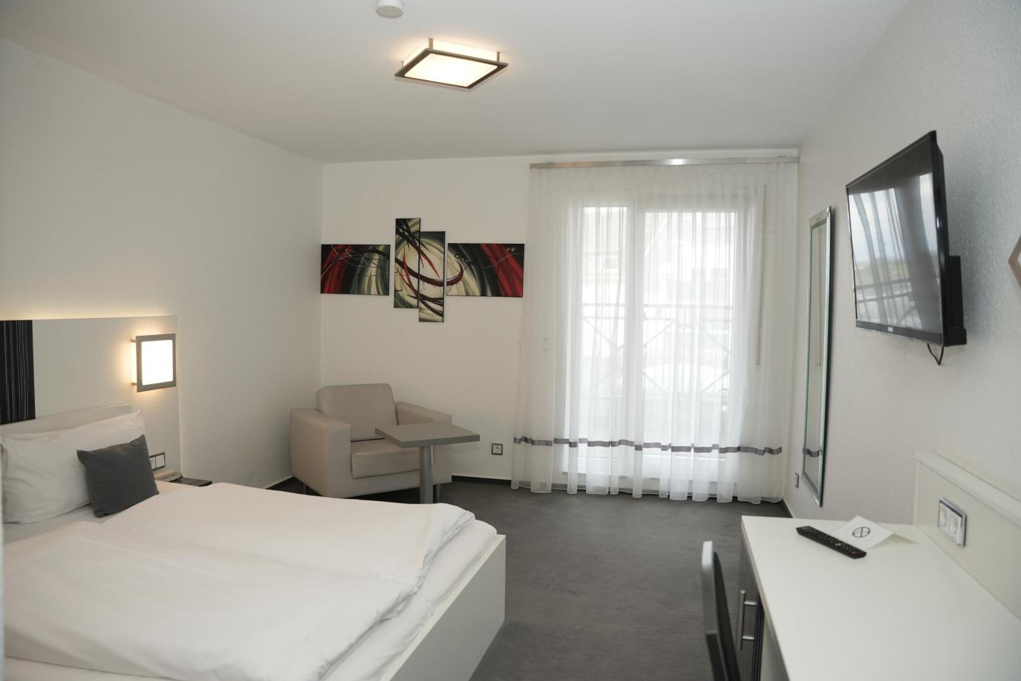 Weber Hotel Mannheim Ngoại thất bức ảnh